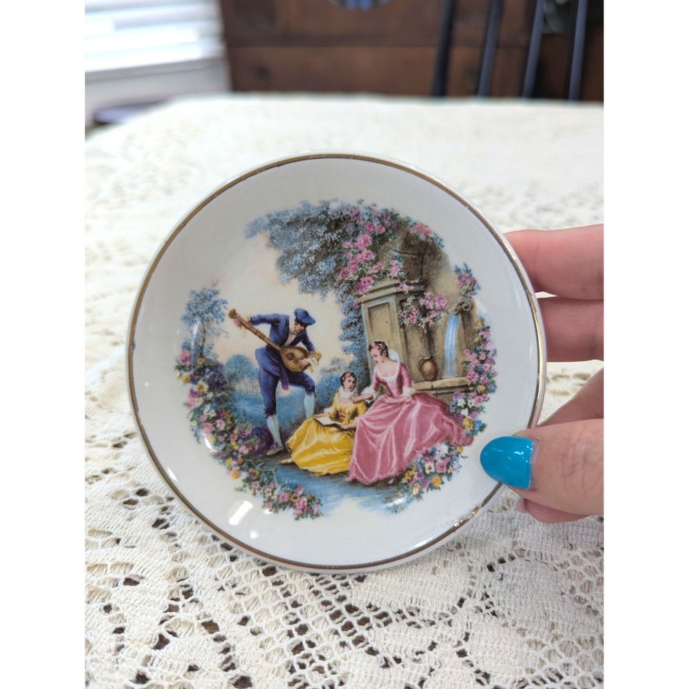 Vintage Butter Pat Wood & Sons 4 Inch White Romantic Courtyard Lute Scene Gold